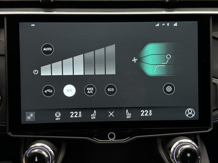 Lynk & Co 01 PHEV DCT AUT 1.maj