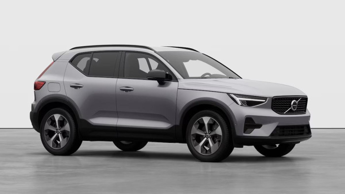 Volvo XC40 B3 AUT DARK PLUS
