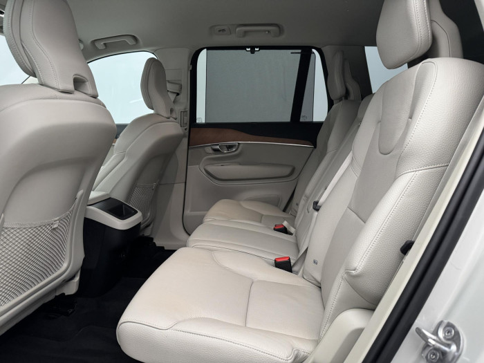 Volvo XC90 B5 AWD MOMENTUM PRO CZ 2.0 Momentum