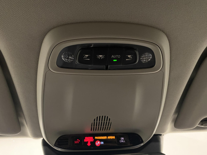 Volvo XC60 B4 AWD MOMENTUM AUT CZ 2.0 Momentum