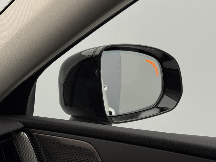 Volvo XC60 B4 AWD DARK PLUS REZERVACE