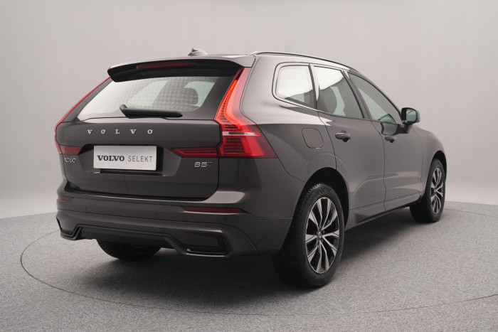 Volvo XC60 B5 AWD PLUS DARK AUT CZ 1.maj.