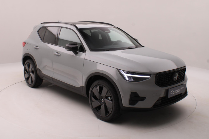 Volvo XC40 B3 AUT PLUS BLACK EDITION