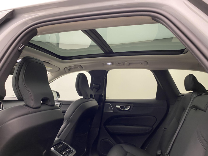 Volvo XC60 B5 AWD DARK ULTIMATE AUT CZ