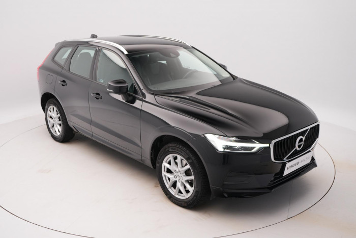 Volvo XC60 T4 MOMENTUM AUT REZERVACE 2.0 Momentum