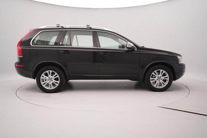 Volvo XC90 D5 AWD EXECUTIVE AUT 7 míst 2.4 d Executive
