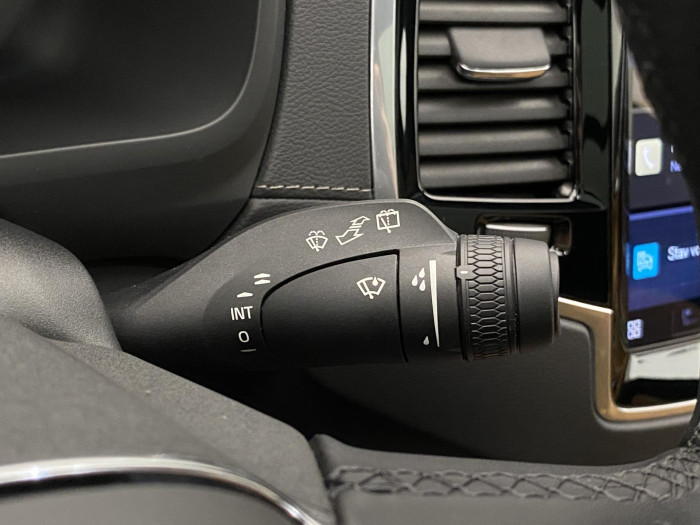 Volvo XC90 T8 AWD ULTIMATE DARK RECHARGE