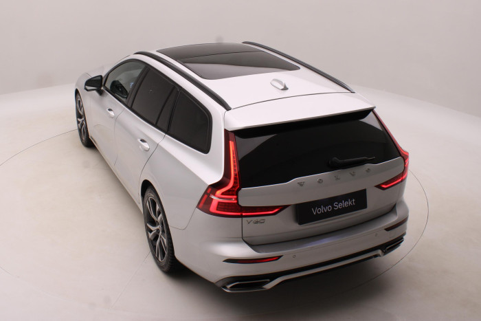 Volvo V60 B4 R-DESIGN AUT
