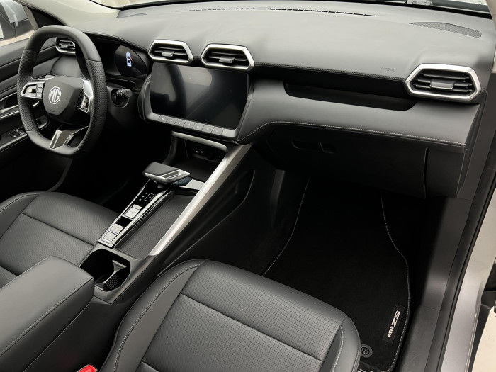 MG ZS 1.5 EXCLUSIVE HYBRID+ AUT CZ 1.5 Exclusive