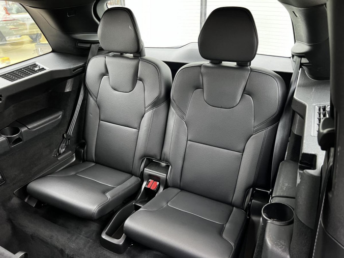 Volvo XC90 D4 AWD INSCRIPTION 7MÍSTNÁ 2.0 d