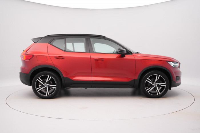 Volvo XC40 B5 AWD R-DESIGN AUT