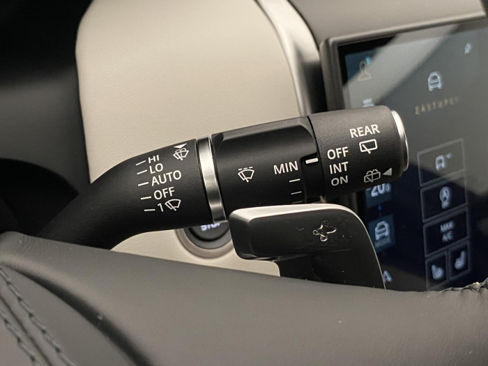 Land Rover Discovery Sport D200 DYNAMIC HSE AWD REZERVACE 2.0 d Dynamic