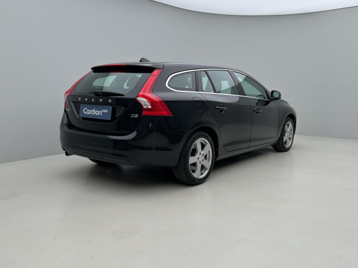 Volvo V60 D2 MOMENTUM CZ 2.0 d Momentum