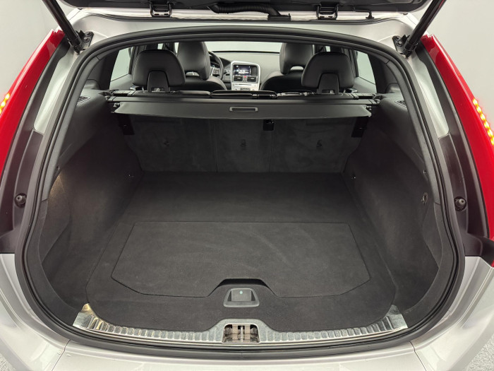 Volvo XC60 D4 AWD MOMENTUM AUT 2.4 d Momentum