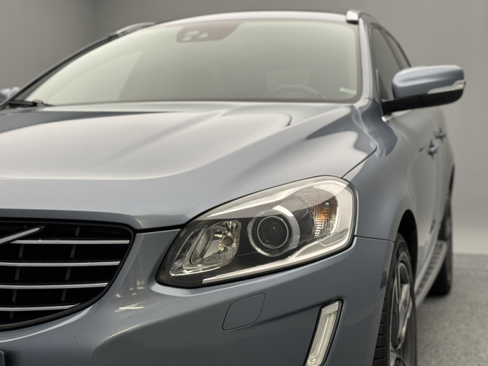 Volvo XC60 D4 AWD MOMENTUM AUT 2.4 d Momentum