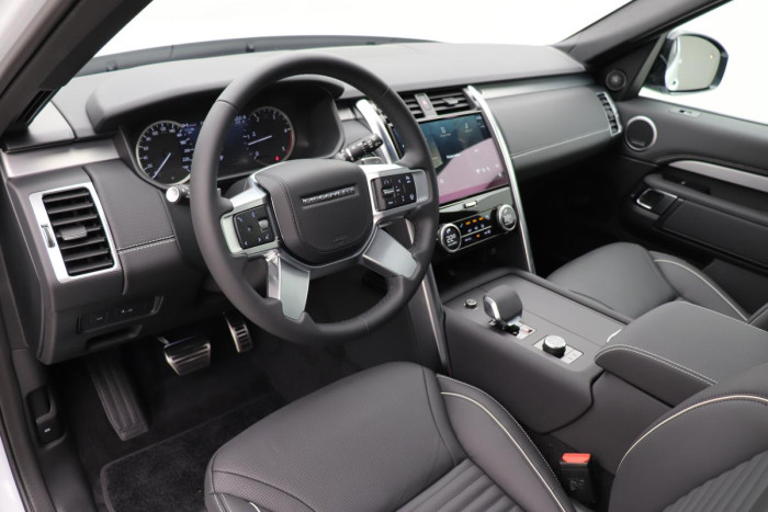 Land Rover Discovery D250 R-DYNAMIC SE REZERVACE 3.0 d Dynamic SE