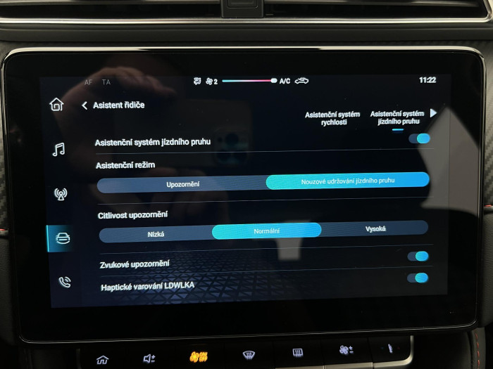 MG ZS 1.5 ESSENTIAL PLUS CZ 1.maj.