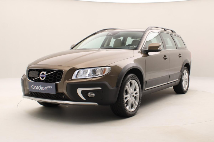 Volvo XC70 D4 AWD SUMMUM CZ - REZERVACE 2.4 d Summum