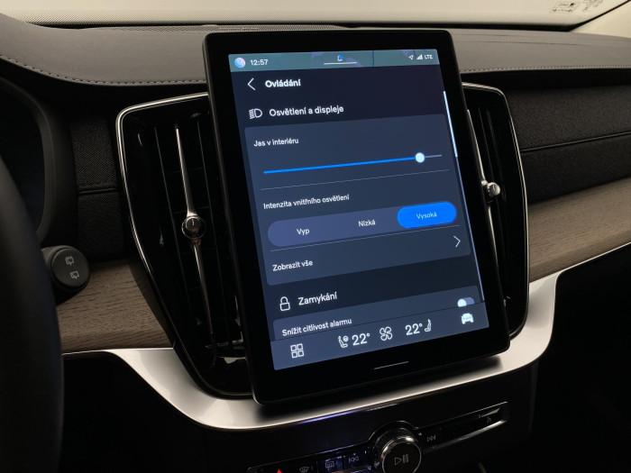 Volvo XC90 B5 AWD BRIGHT PLUS AUT CZ 7m