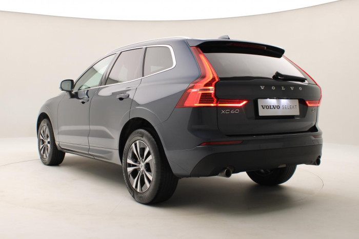 Volvo XC60 B4 AWD MOMENTUM AUT 1.maj 2.0 Momentum