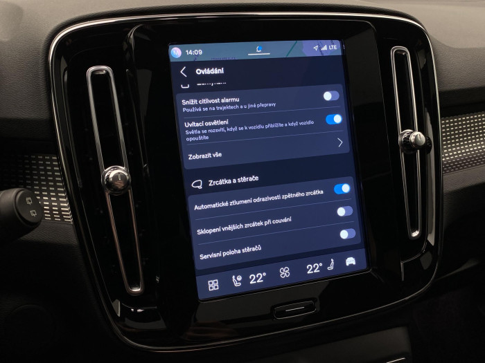 Volvo XC40 TWIN ENGINE ULTIMATE CZ