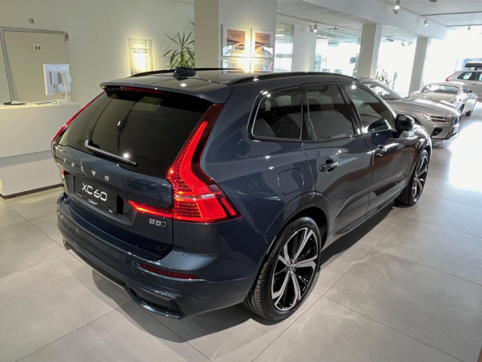 Volvo XC60 B5 AWD AUT DARK PLUS