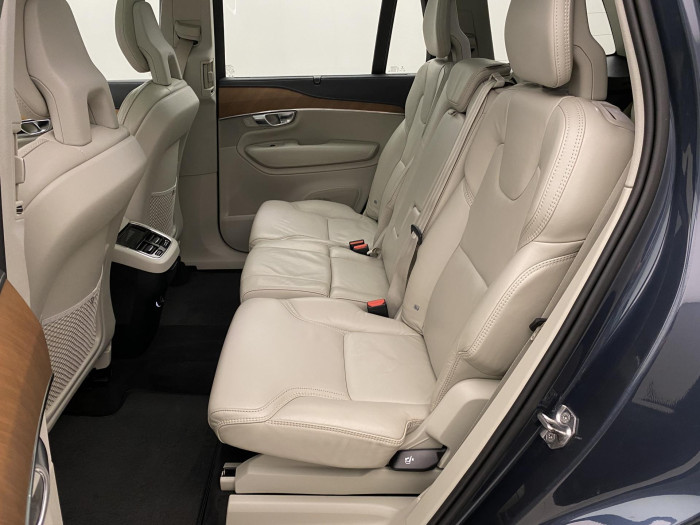 Volvo XC90 B6 AWD INSCRIPTION CZ 1.maj