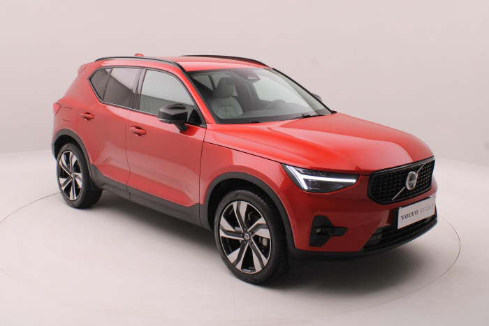 Volvo XC40 B4 DARK PLUS AUT CZ