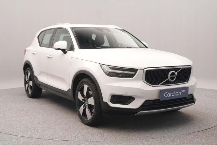 Volvo XC40 T4 AWD MOMENTUM CZ 2.0 Momentum