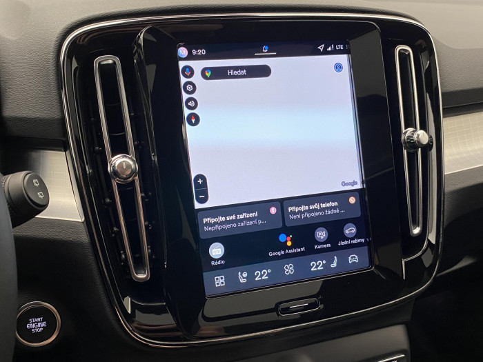 Volvo XC40 B3 AUT PLUS BLACK EDITION