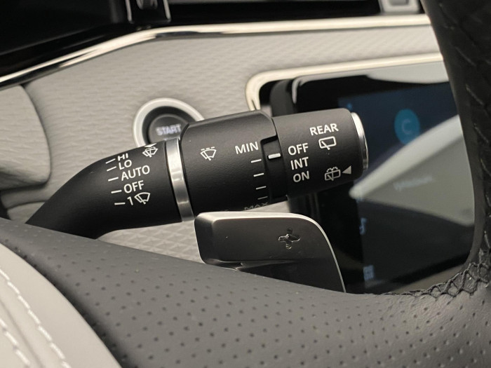 Land Rover Range Rover Evoque P300 HST AWD AUT