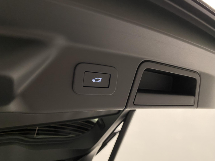 Land Rover Range Rover Velar D300 DYNAMIC SE AUT AWD 3.0 d Dynamic SE