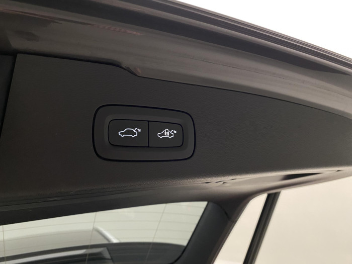 Volvo V60 CC B5 AWD PLUS BRIGHT 1.maj