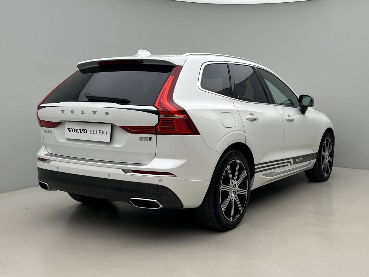 Volvo XC60 B5 AWD INSCRIPTION AUT CZ