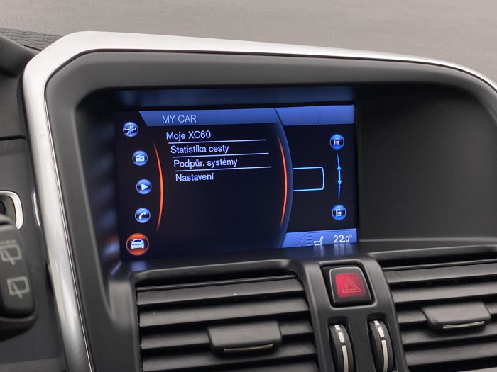 Volvo XC60 D5 AWD SUMMUM AUT CZ 2.4 d Summum