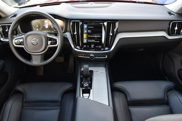Volvo V60 CC B4 AWD ADVANCED REZERVACE 2.0 CC CC
