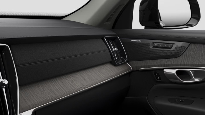 Volvo XC90 B5 AWD DARK PLUS