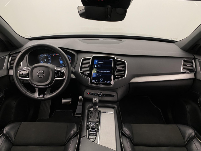 Volvo XC90 T6 AWD R-DESIGN AUT REZERVACE