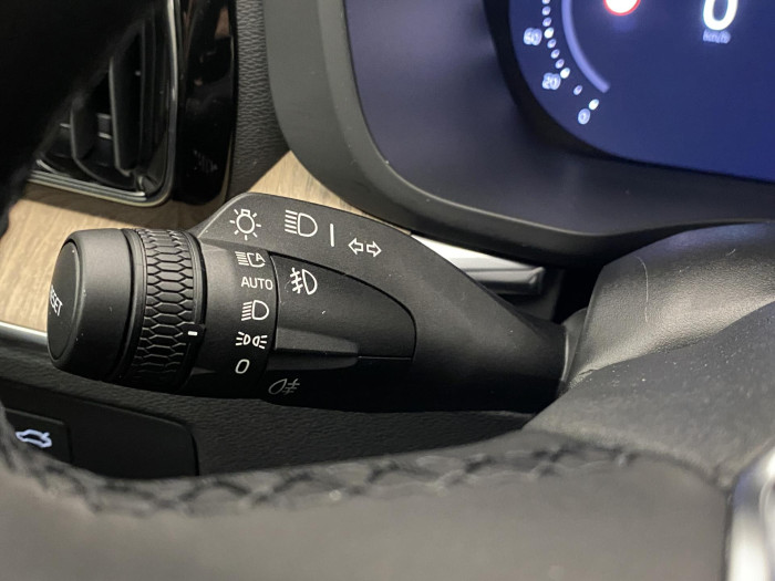 Volvo XC60 B5 AWD AUT DARK PLUS