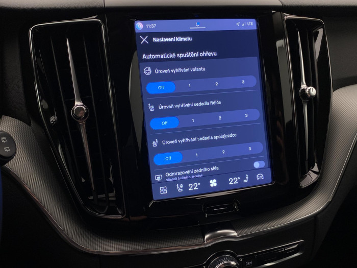 Volvo XC60 B5 AWD CORE AUT