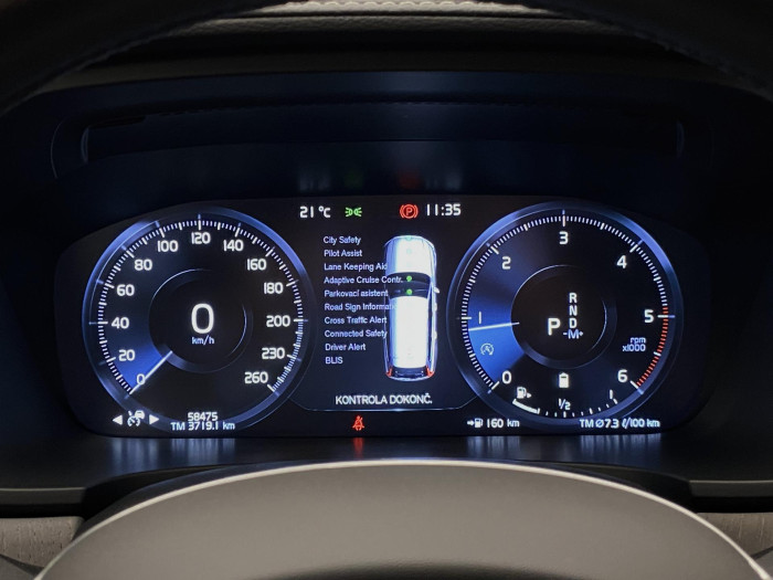 Volvo V90 CC B5 AWD MOMENTUM AUT CZ 2.0 CC CC Momentum