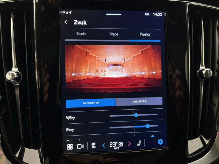 Volvo V60 T6 AWD RECHARGE ULTRA BRIGHT