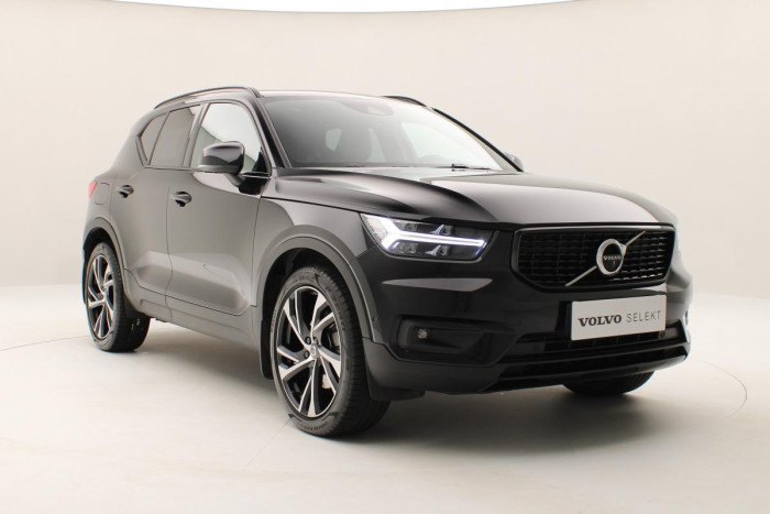 Volvo XC40 B5 AWD R-DESIGN AUT CZ 1.maj.