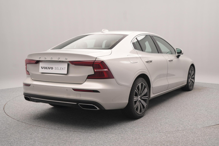 Volvo S60 B4 INSCRIPTION AUT CZ