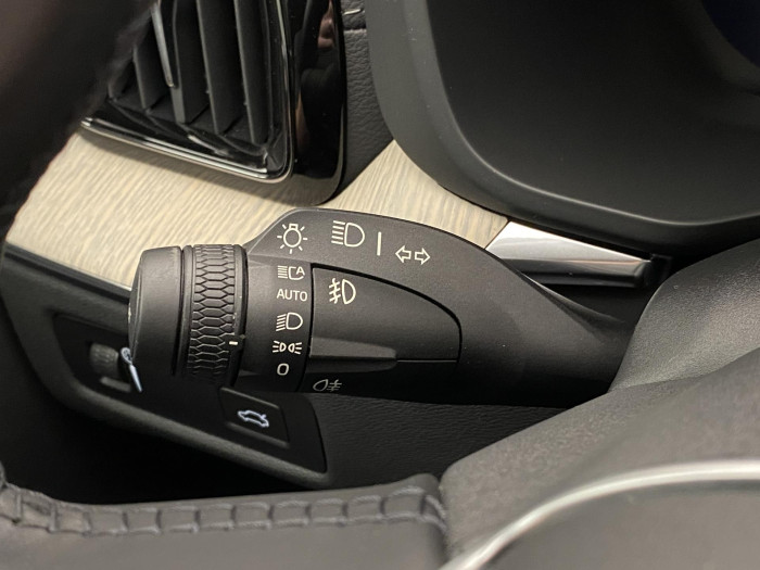 Volvo XC60 B5 AWD INSCRIPTION AUT