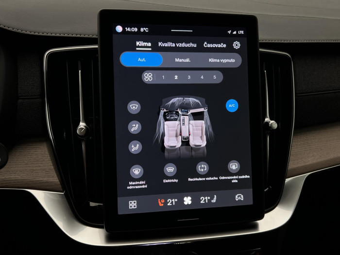 Volvo XC90 B5 AWD PLUS BRIGHT 7MÍST CZ