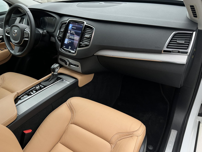 Volvo XC90 D5 AWD INSCRIPTION AUT CZ 2.0 d