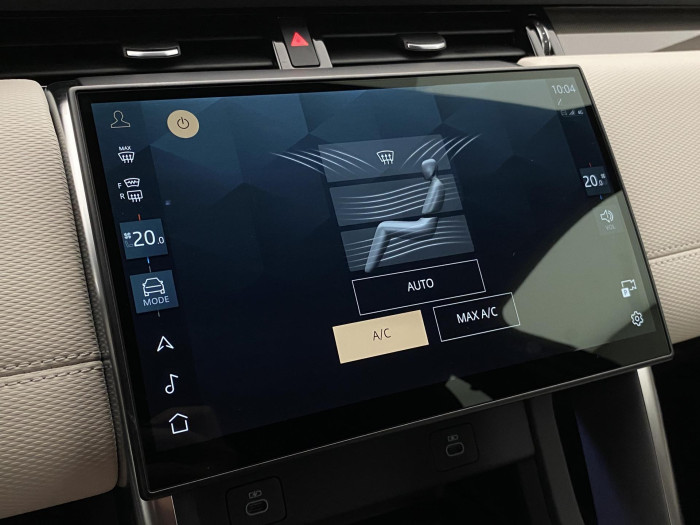 Land Rover Discovery Sport D200 DYNAMIC SE AWD REZERVACE 2.0 d Dynamic SE