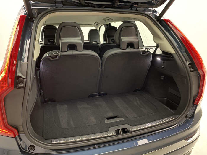 Volvo XC90 B5 AWD PLUS BRIGHT CZ 1.maj 7M
