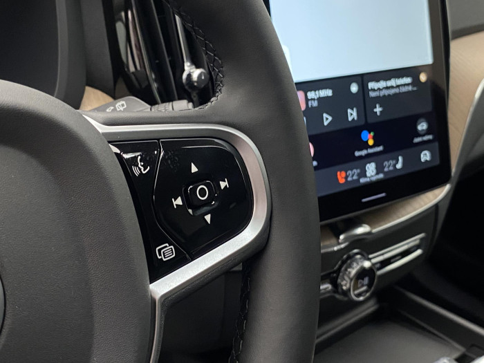 Volvo XC60 T6 AWD AUT DARK PLUS